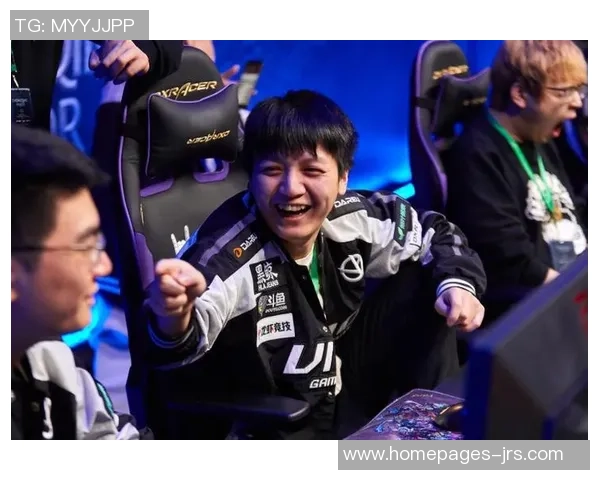 DOTA2深度解析：LNG战队如何通过团队协作赢得比赛胜利